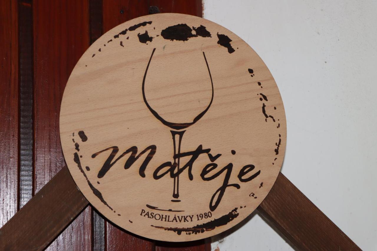 U Mateje Pasohlavky Guest House Exterior photo